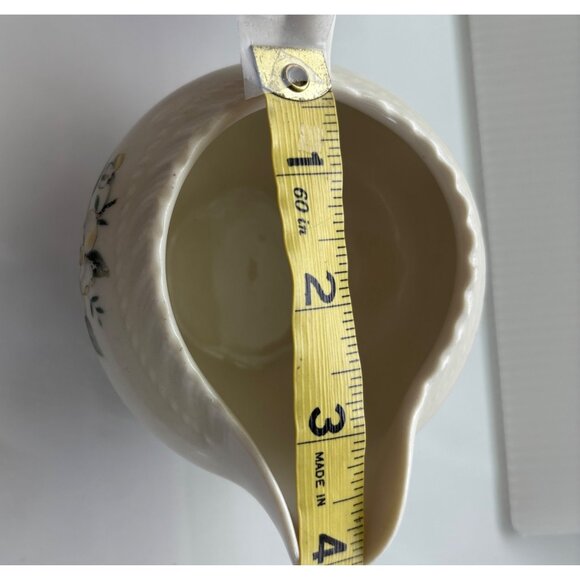 Vintage Harker Magnolia Creamer and Sugar Bowl Set. - Picture 7 of 11